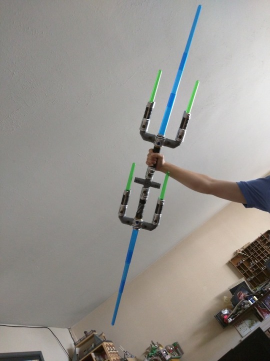 Build-Your-Own-Lightsaber 6